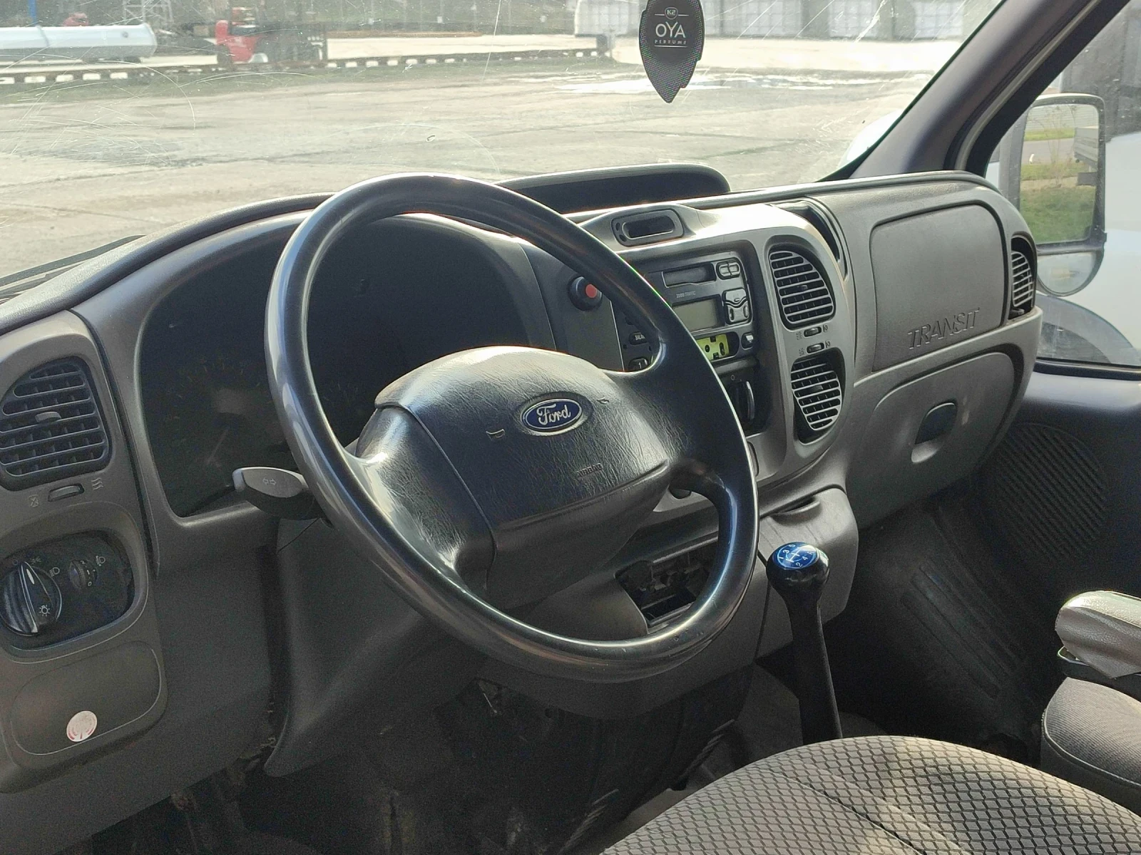 Ford Transit 350L - изображение 3