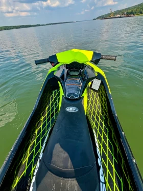 Джет Bombardier Sea Doo Spark, снимка 2