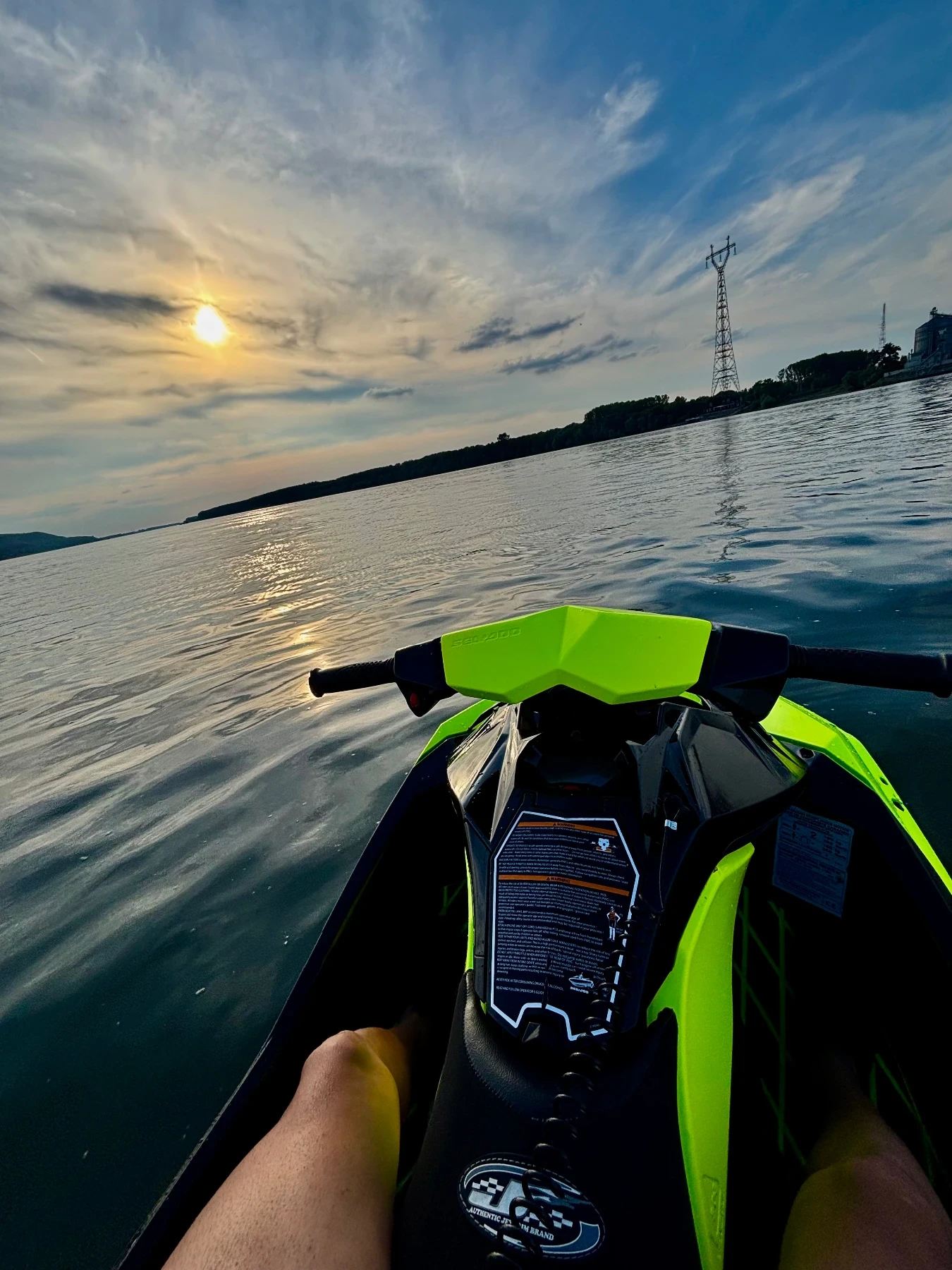 Джет Bombardier Sea Doo Spark, снимка 3 - Воден транспорт - 55556006