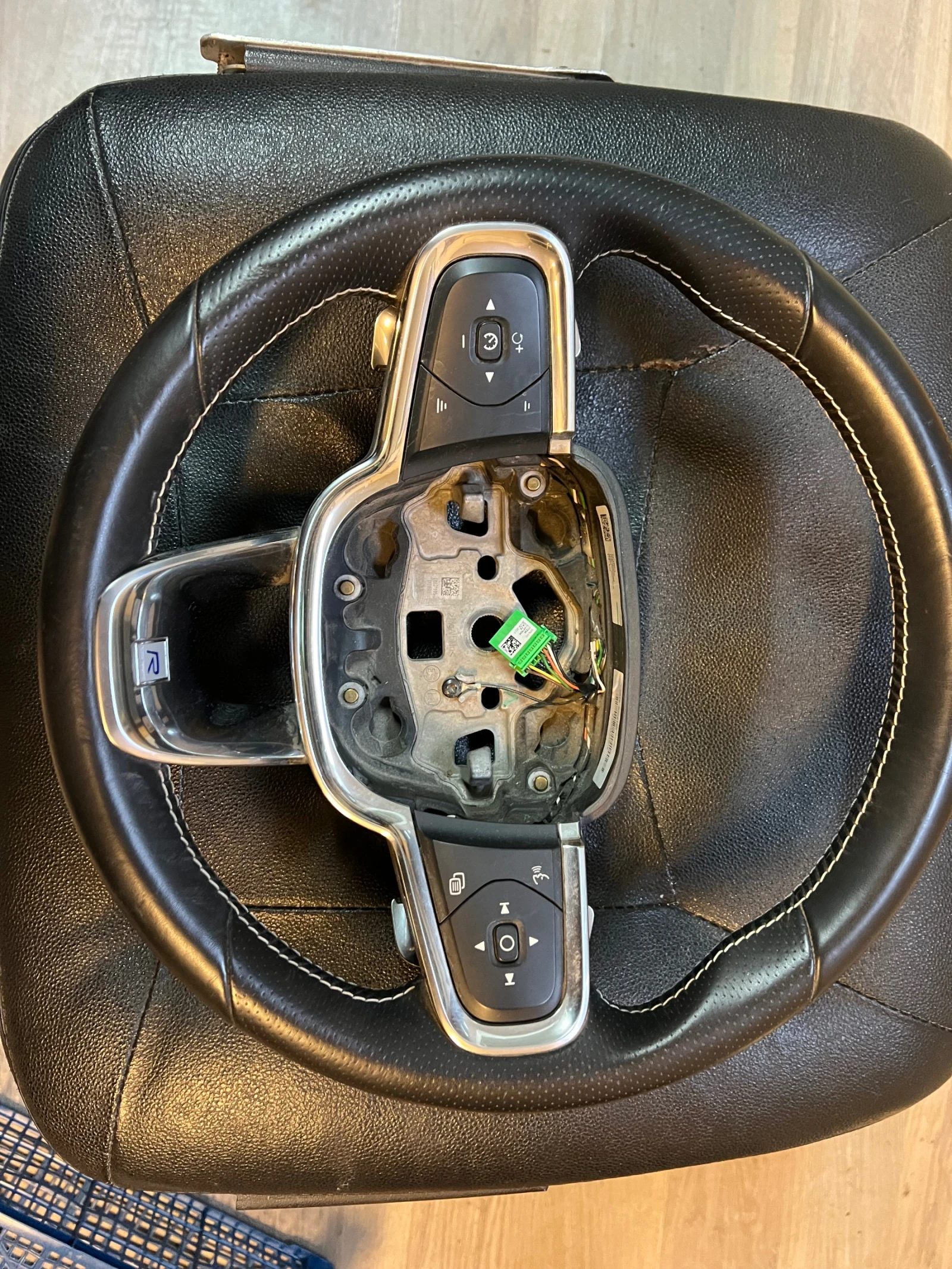 M   VOLVO XC40 R design P31455412 | Mobile.bg   2