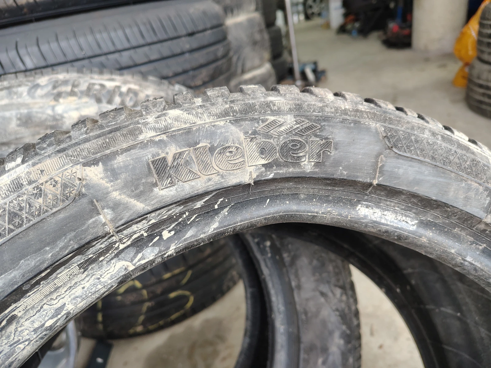  235/45R18 | Mobile.bg   4