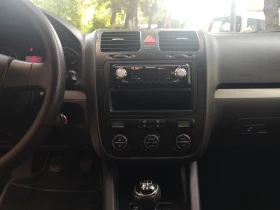 VW Jetta 1.6 102 К.С, снимка 10
