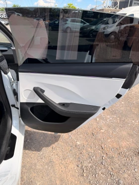 Tesla Model 3 Highland LFP, снимка 8