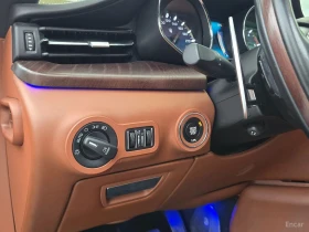 Maserati Quattroporte 3.0* КОЖА* ОБДУХВ* НАВИ* ПАНО* АВТОКРЕДИТ, снимка 11