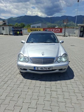 Mercedes-Benz C 270, снимка 2