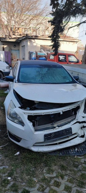 Nissan Altima - 2600 € / 5085.16 лв. - 41629492 2