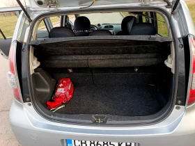 Daihatsu Sirion 1.3 TWIN CAM 16V A/C 4цилиндъра TOYOTA, снимка 13 - Автомобили и джипове - 53684592