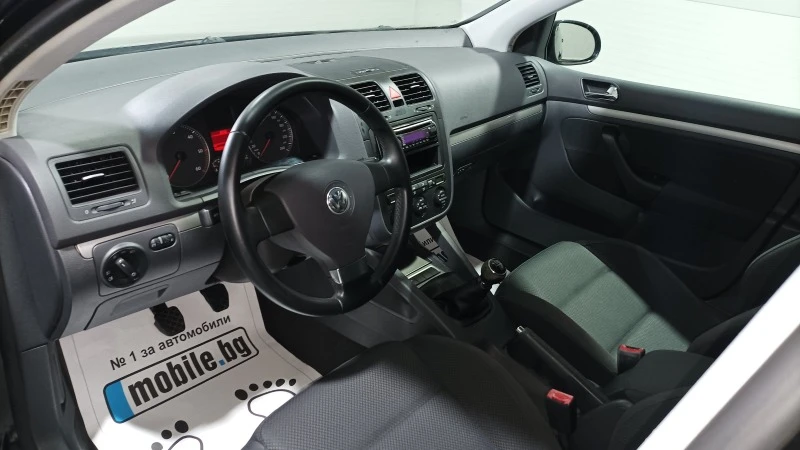 VW Golf 2.0 tdi, снимка 10 - Автомобили и джипове - 46356562