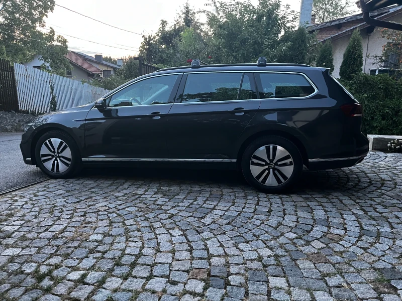 VW Passat GTE, снимка 4 - Автомобили и джипове - 44005817