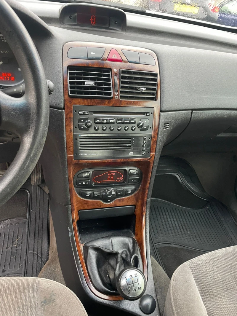 Peugeot 307, снимка 9 - Автомобили и джипове - 46449309