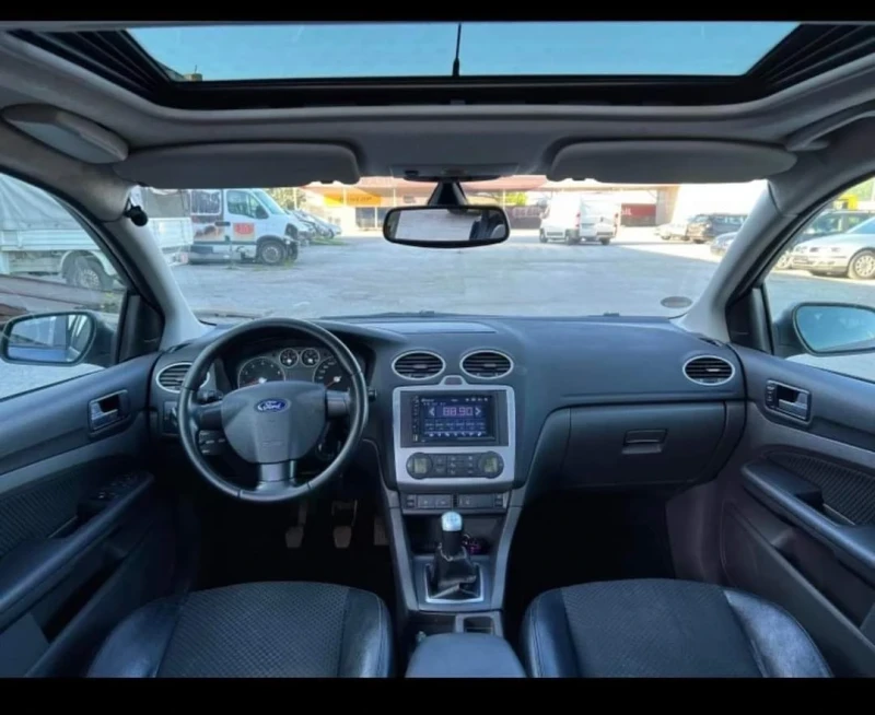 Ford Focus 2.0i, снимка 13 - Автомобили и джипове - 47199924