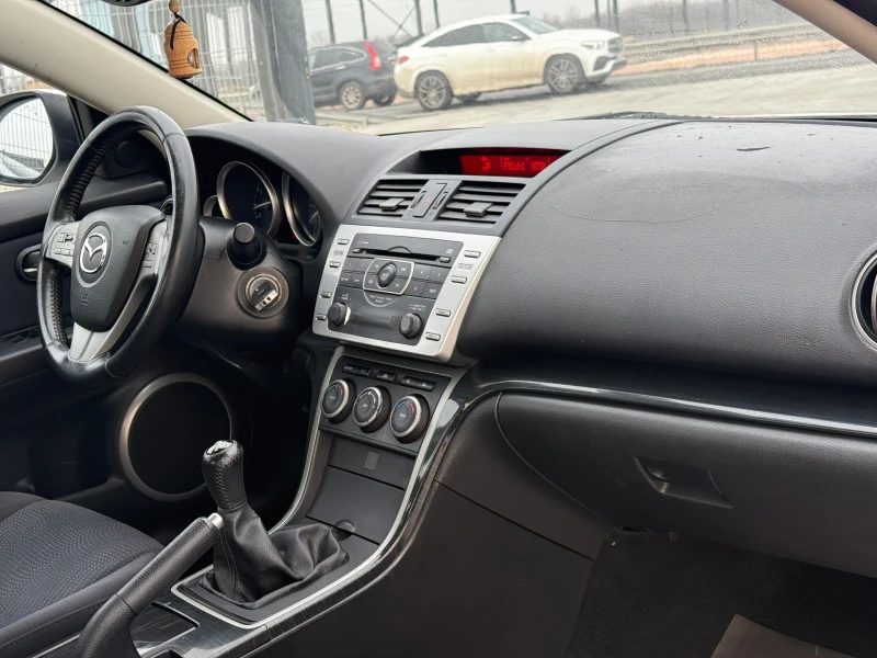 Mazda 6 2.0i* LPG* 201.000КМ* РЪЧКА* , снимка 13 - Автомобили и джипове - 49348323