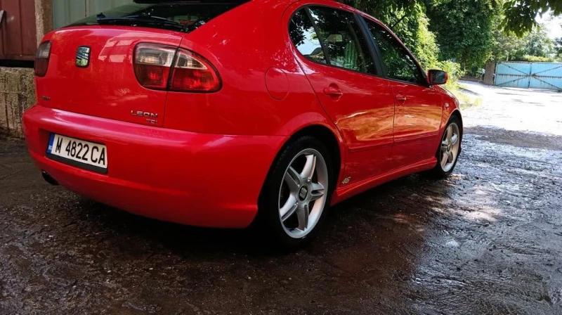 Seat Leon, снимка 5 - Автомобили и джипове - 50501841