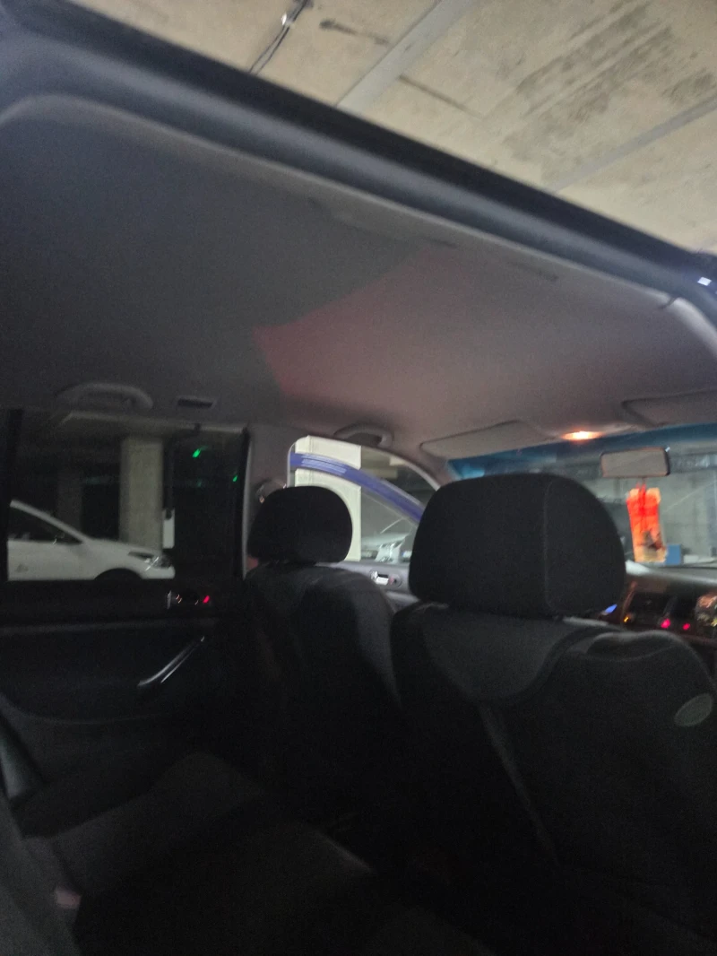 VW Golf Хечбек , снимка 5 - Автомобили и джипове - 51899318