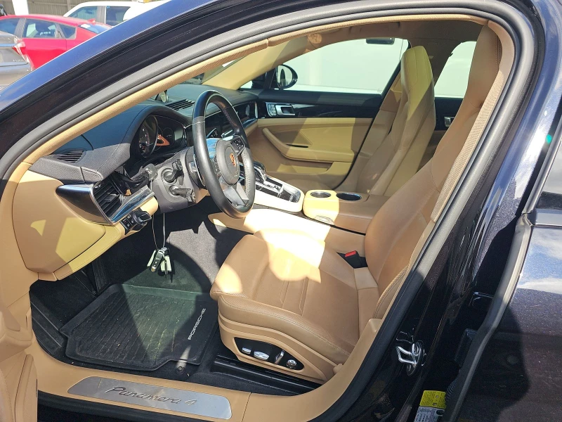 Porsche Panamera 4, снимка 11 - Автомобили и джипове - 52408356