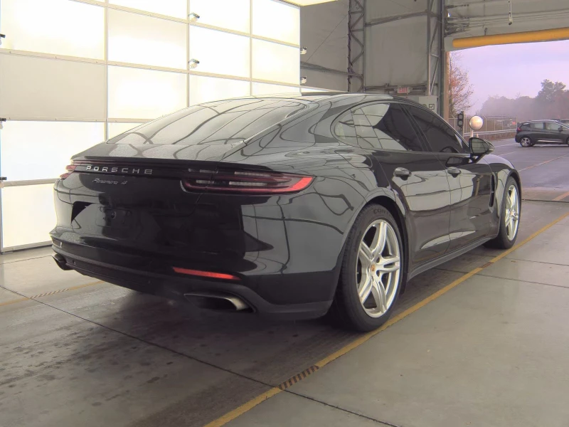 Porsche Panamera 4, снимка 6 - Автомобили и джипове - 52408356