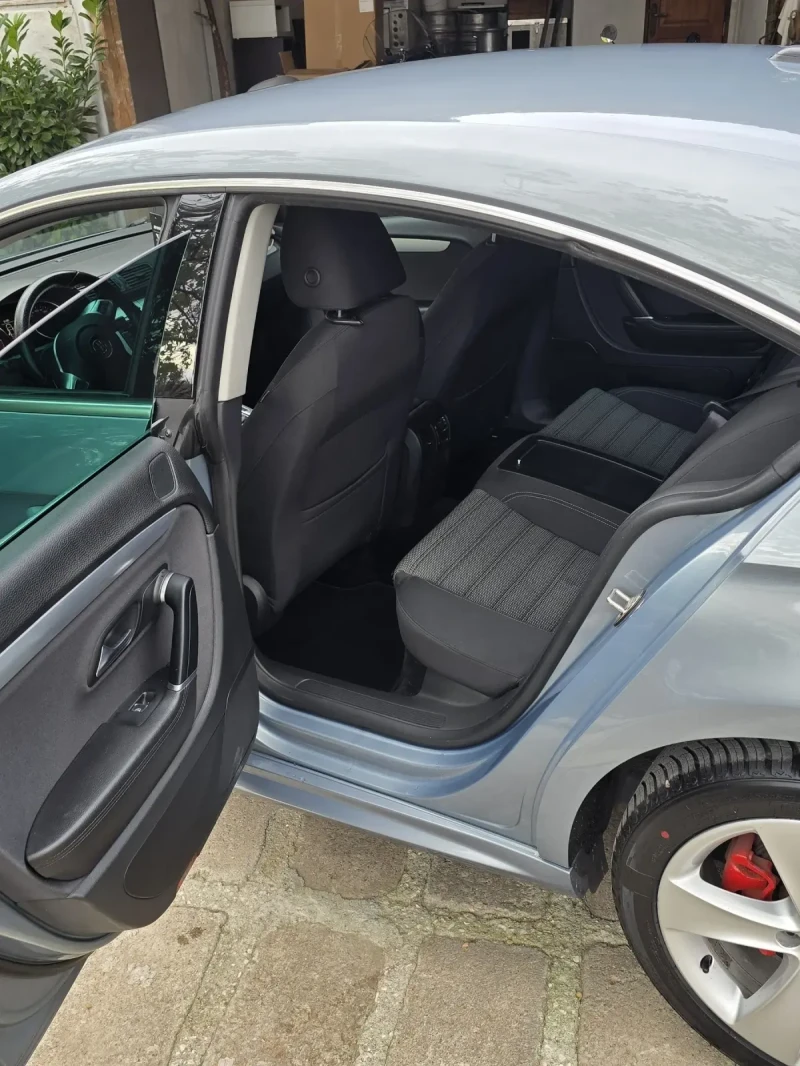 VW CC 2.0TDI, снимка 16 - Автомобили и джипове - 52641203