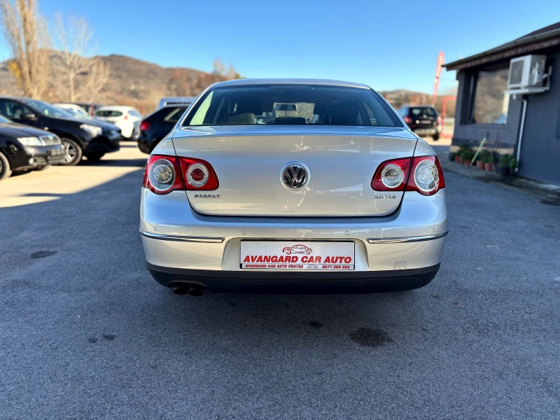 VW Passat, снимка 8 - Автомобили и джипове - 52736876