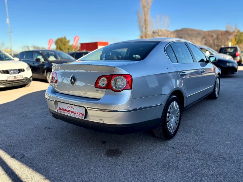 VW Passat, снимка 6 - Автомобили и джипове - 52736876
