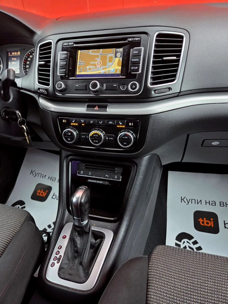 VW Sharan Автоматик Обслужена и Регистрирана, снимка 12 - Автомобили и джипове - 52988856