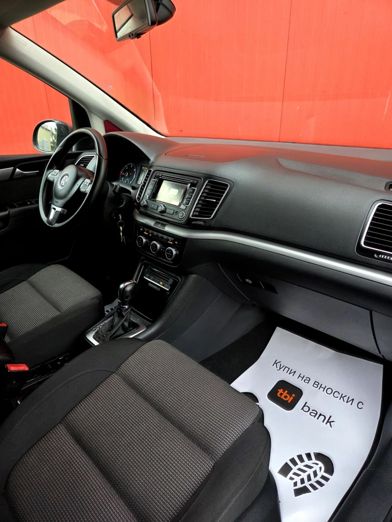VW Sharan Автоматик Обслужена и Регистрирана, снимка 13 - Автомобили и джипове - 52988856