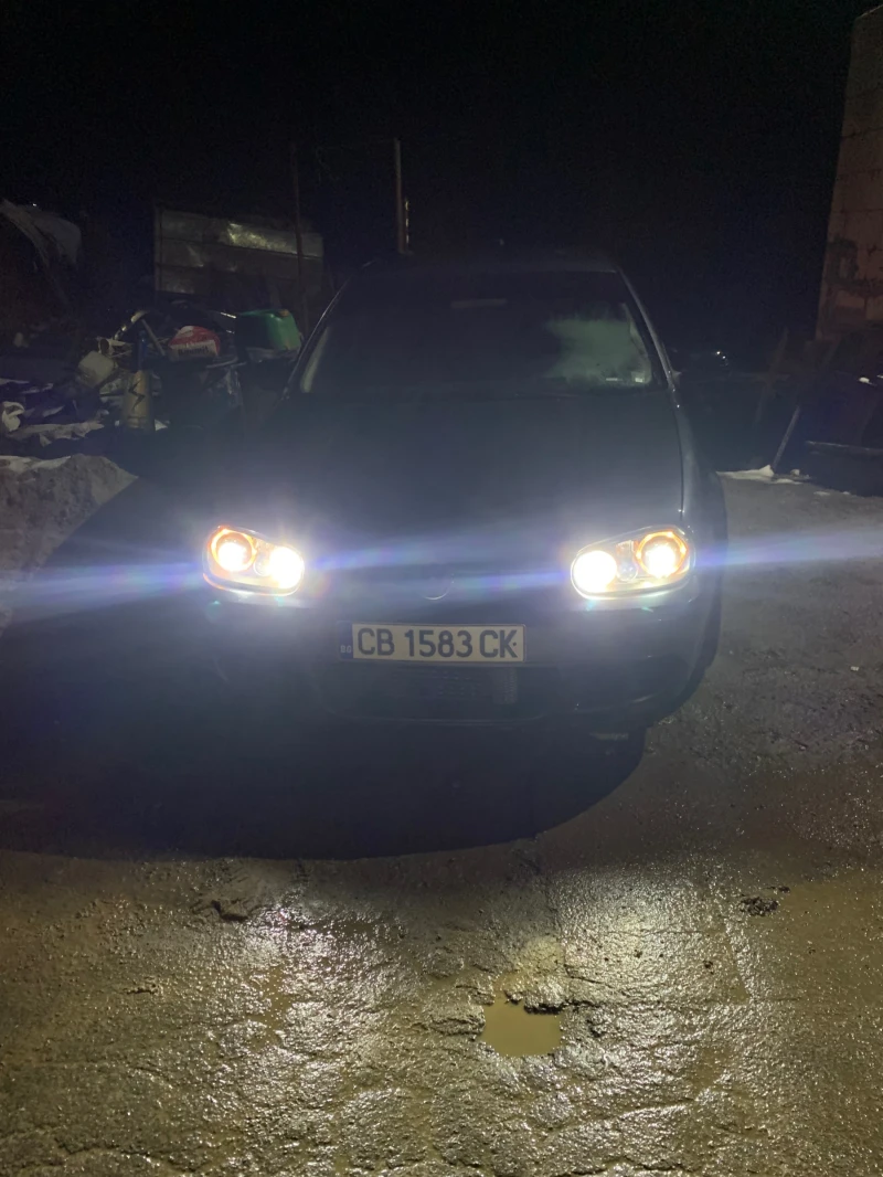 VW Golf 1.9 101 , снимка 12 - Автомобили и джипове - 53218281