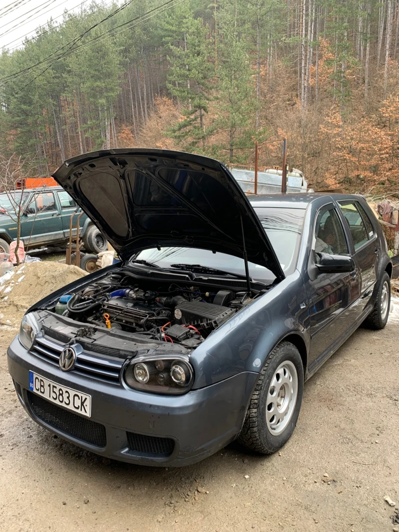 VW Golf 1.9 101 , снимка 10 - Автомобили и джипове - 53218281