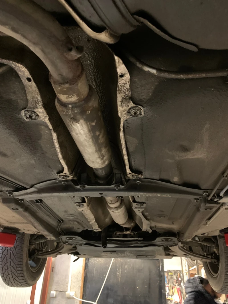 VW Golf 1.9 101 , снимка 11 - Автомобили и джипове - 53218281