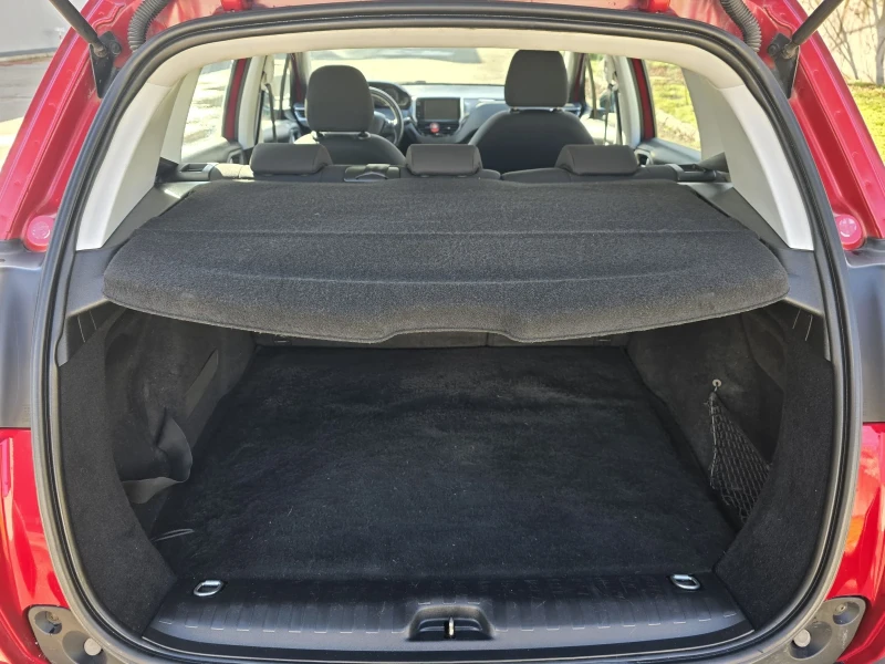 Peugeot 2008 1.6 HDI, снимка 14 - Автомобили и джипове - 53467029