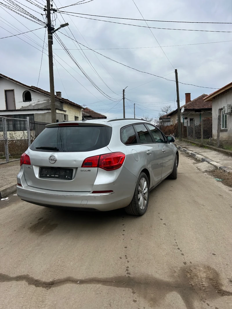 Opel Astra 1.7 cdti Ecco flex, снимка 5 - Автомобили и джипове - 53477149
