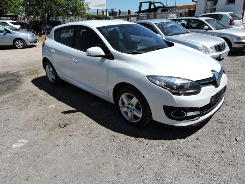 Renault Megane КАТО НОВА-АВТОМАТИК, снимка 3 - Автомобили и джипове - 36830467