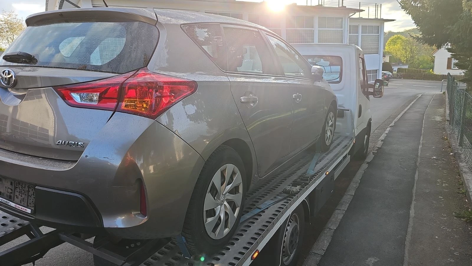 Toyota Auris 1.33i/99kc, 6 скорости, Германия  - изображение 9