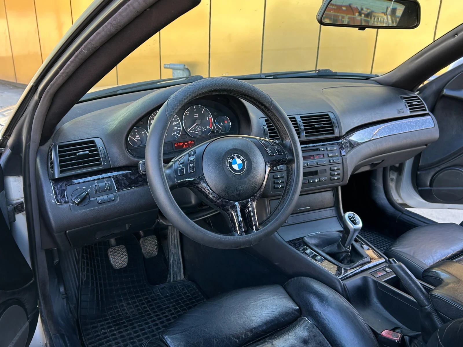 BMW 320 COUPE FACELIFT - изображение 9