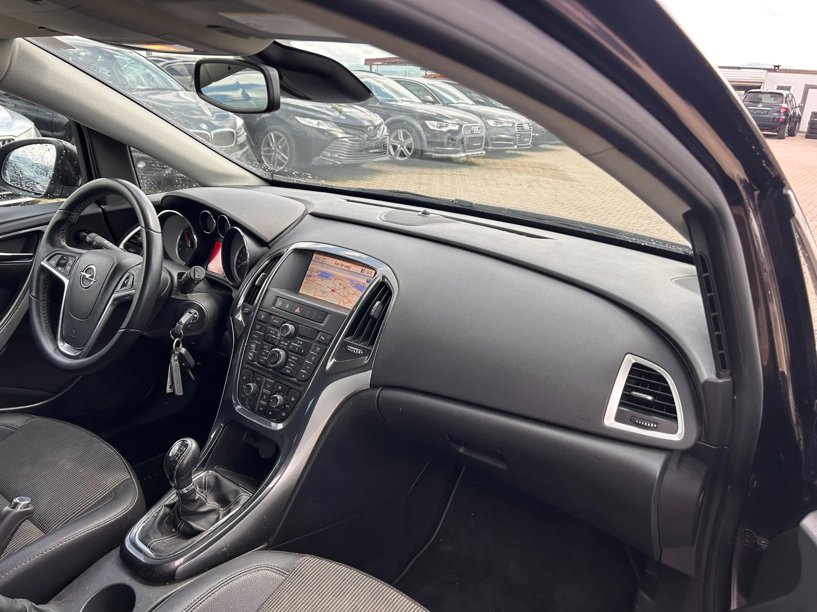 Opel Astra 1.7CDTI NAVI/KOJA EURO 5 - изображение 10