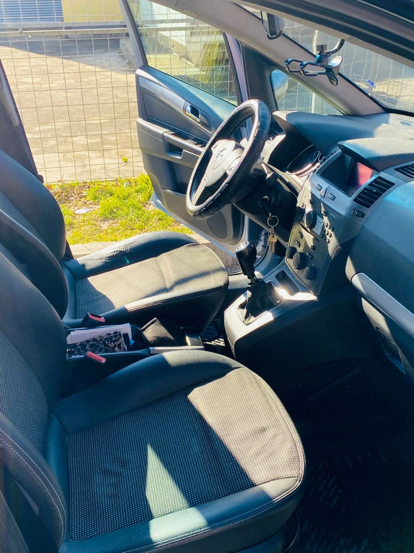 Opel Zafira  - изображение 8