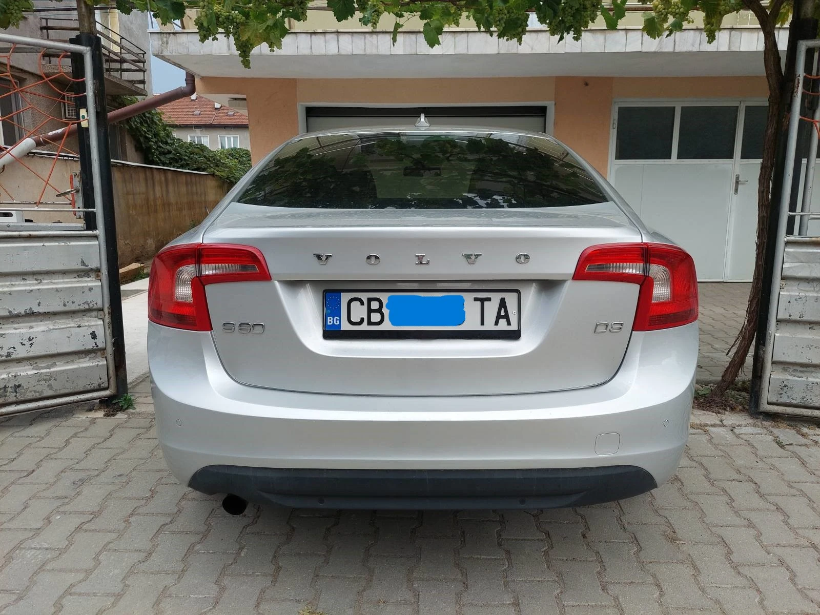 Volvo S60  - изображение 6