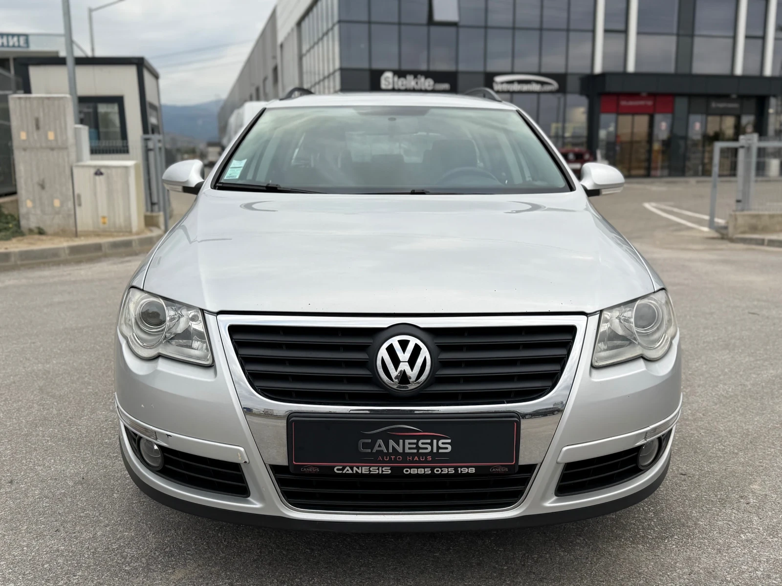 VW Passat 1.9TDI* 105кс* 5-СКОРОСТИ* КЛИМА* АВТОПИЛОТ - изображение 2