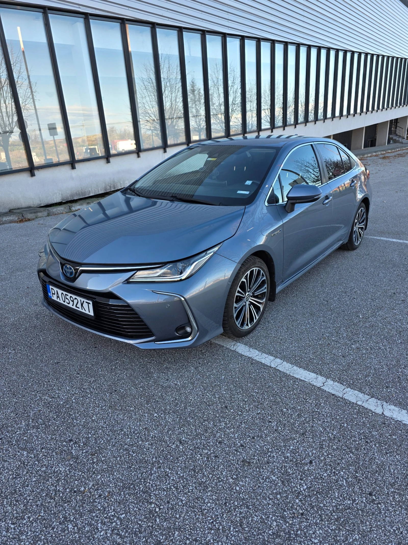 Toyota Corolla SD Hybrid 1.8 Luxury | Mobile.bg � ����������� 1