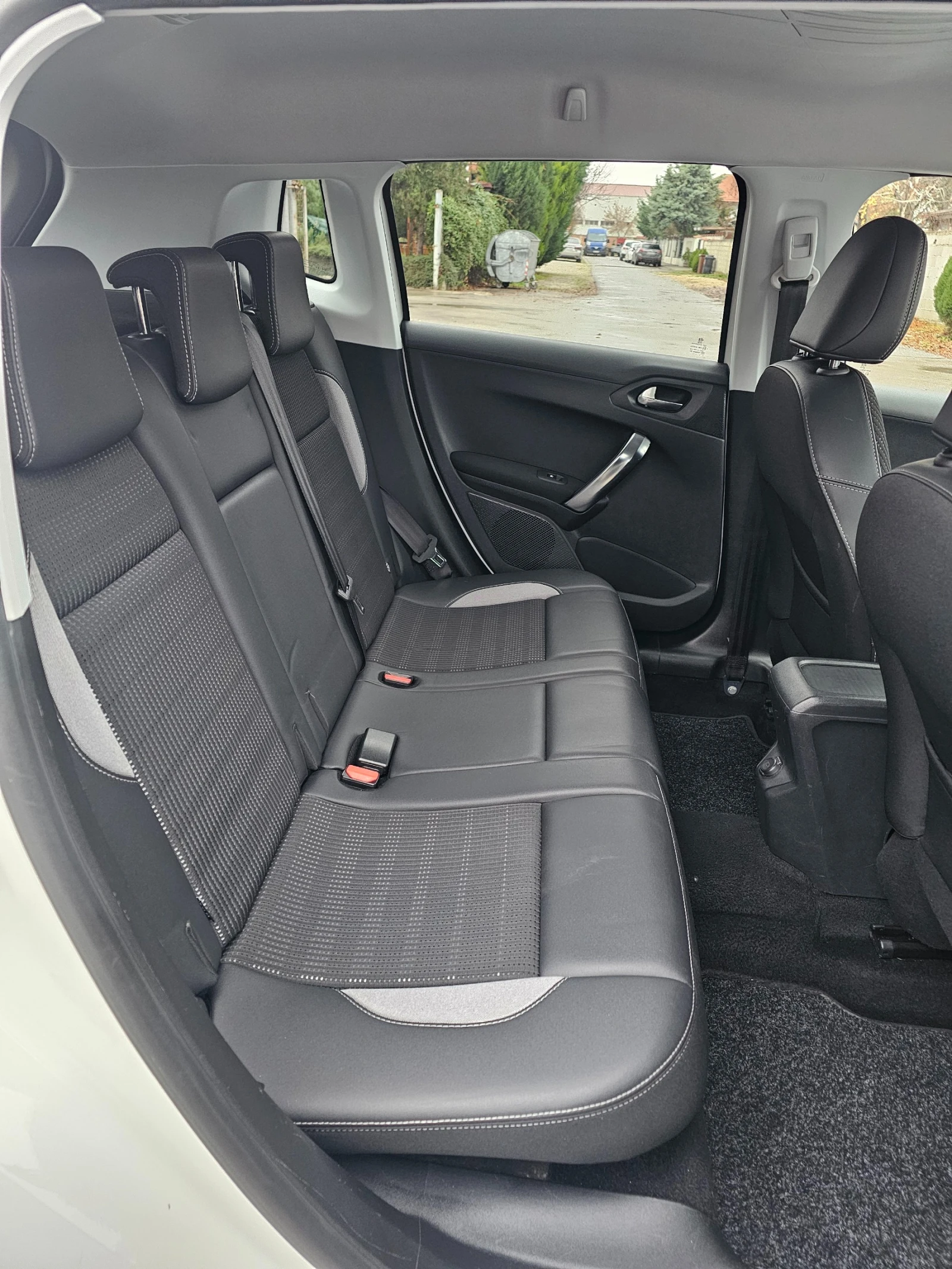 Peugeot 2008 1.6 HDI Allure Facelift ������ ���� | Mobile.bg � ����������� 12