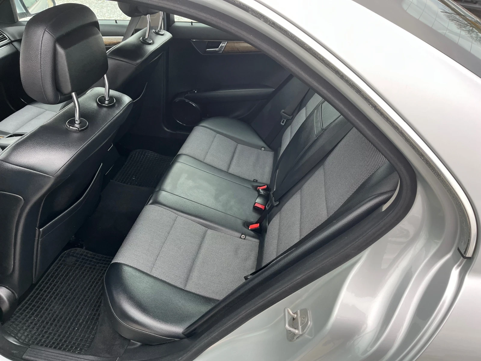 Mercedes-Benz C 220 Avantgarde NAVI 646 xenon  | Mobile.bg � ����������� 8