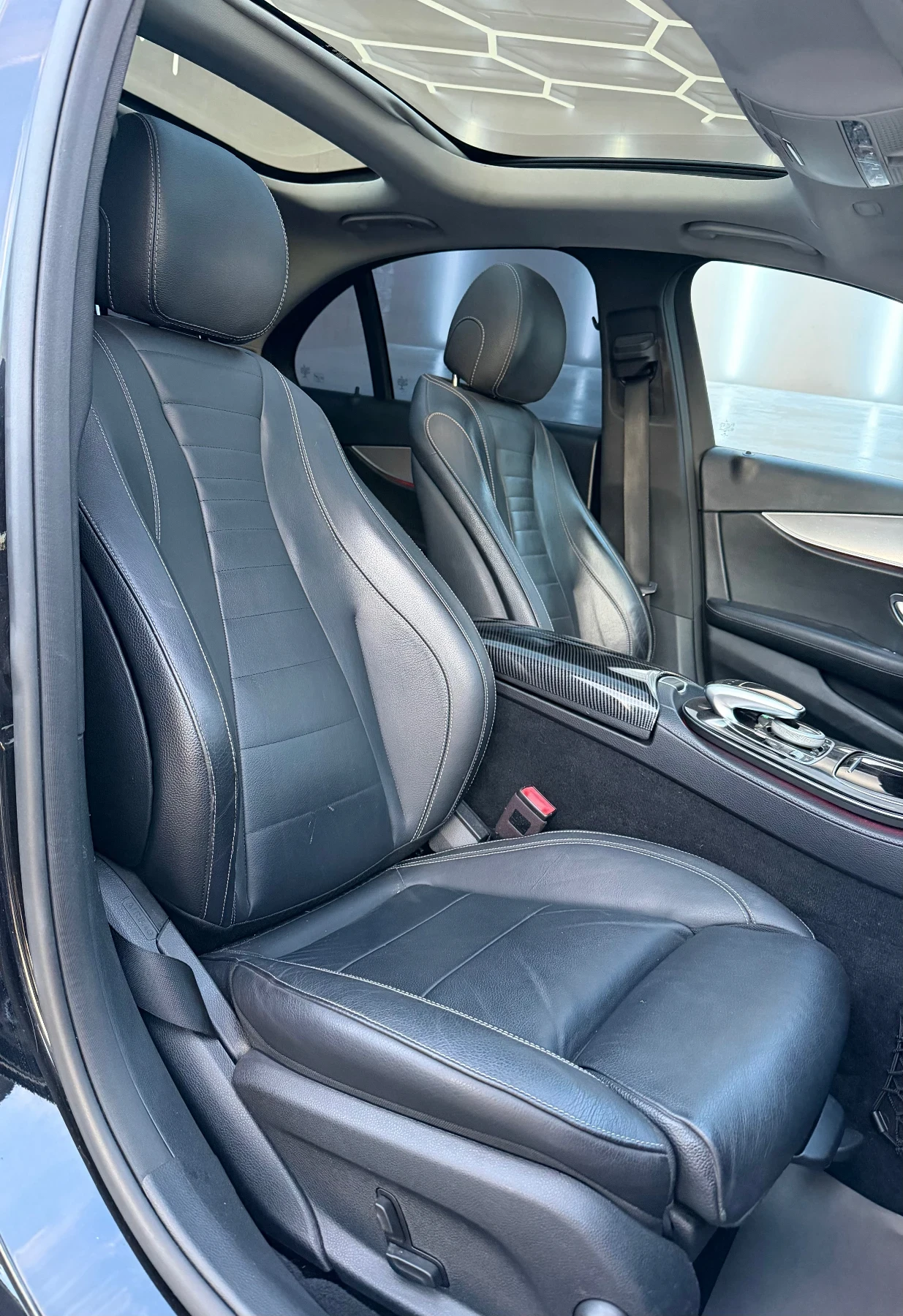 Mercedes-Benz E 220 BRABUS Packet, снимка 10 - Автомобили и джипове - 54115010