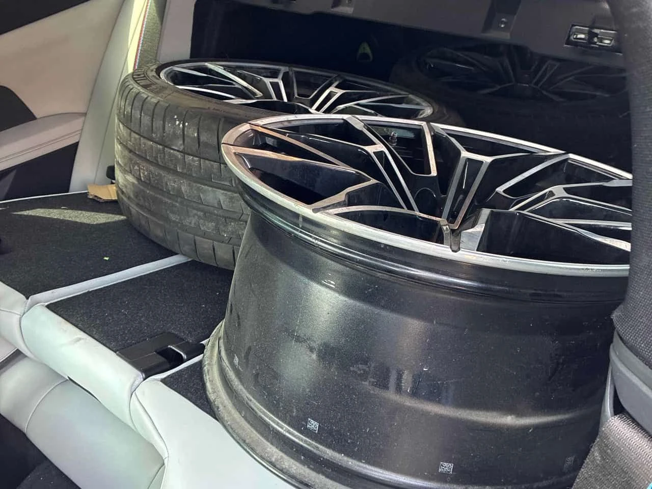 BMW M4 Competition/360/HARMAN KARDON/OT BMW, снимка 13 - Автомобили и джипове - 54163839