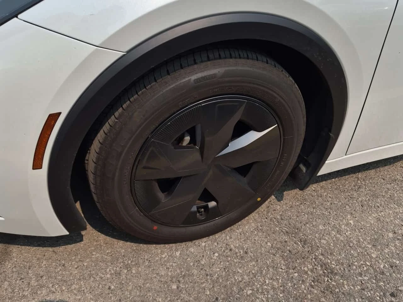 Toyota Prius PRIME SE| ПОДГРЕВИ| NAVI| 2 КЛЮЧА| , снимка 5 - Автомобили и джипове - 55351515