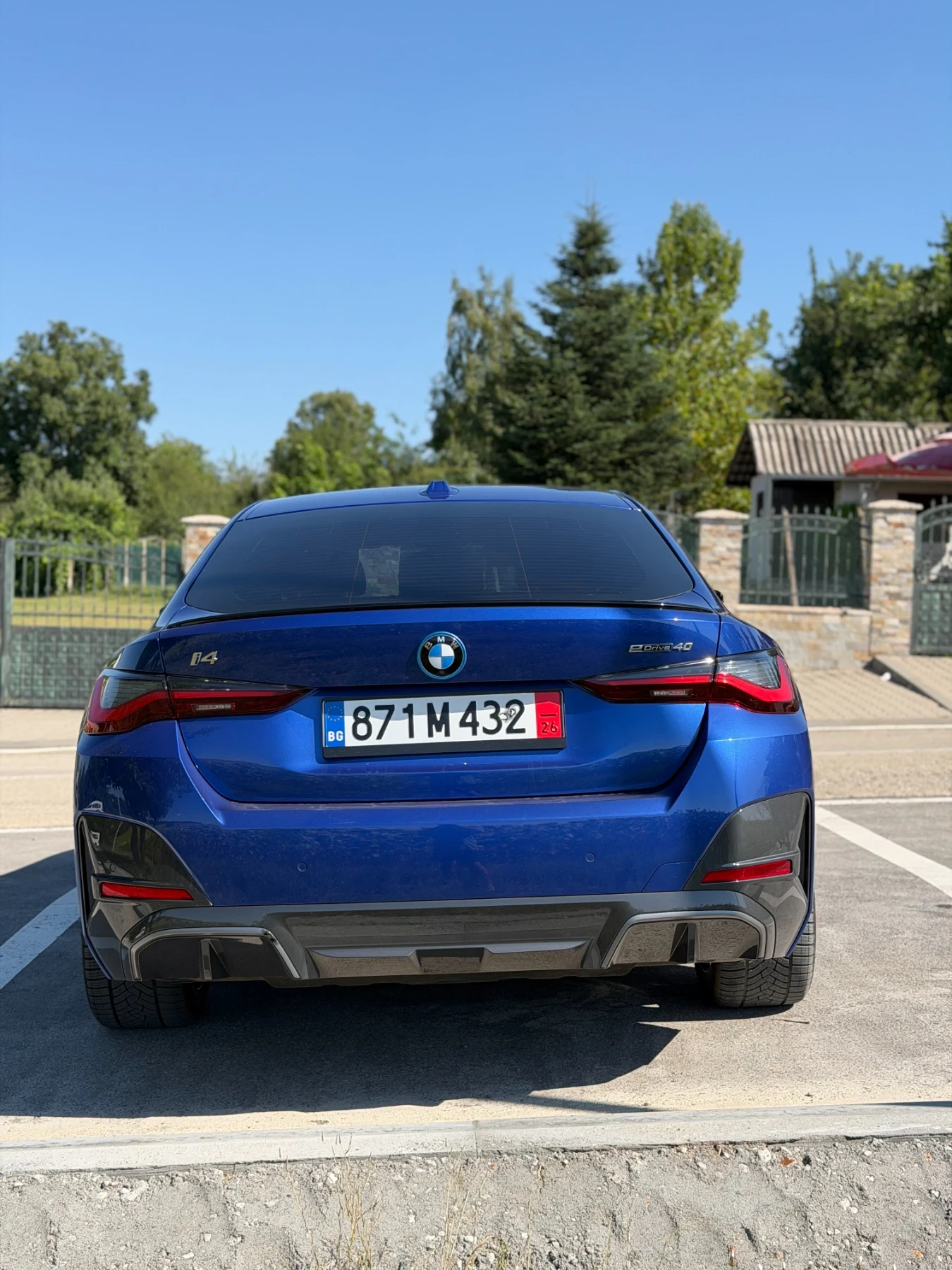 BMW i4 BMW i4 eDrive40 | Mobile.bg � ����������� 4
