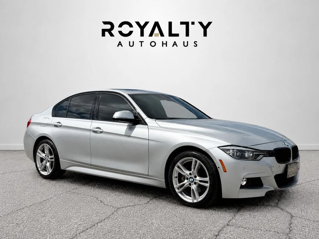 BMW 330 xDrive* АвтоКредит * (Цена до БГ), снимка 4 - Автомобили и джипове - 55630936