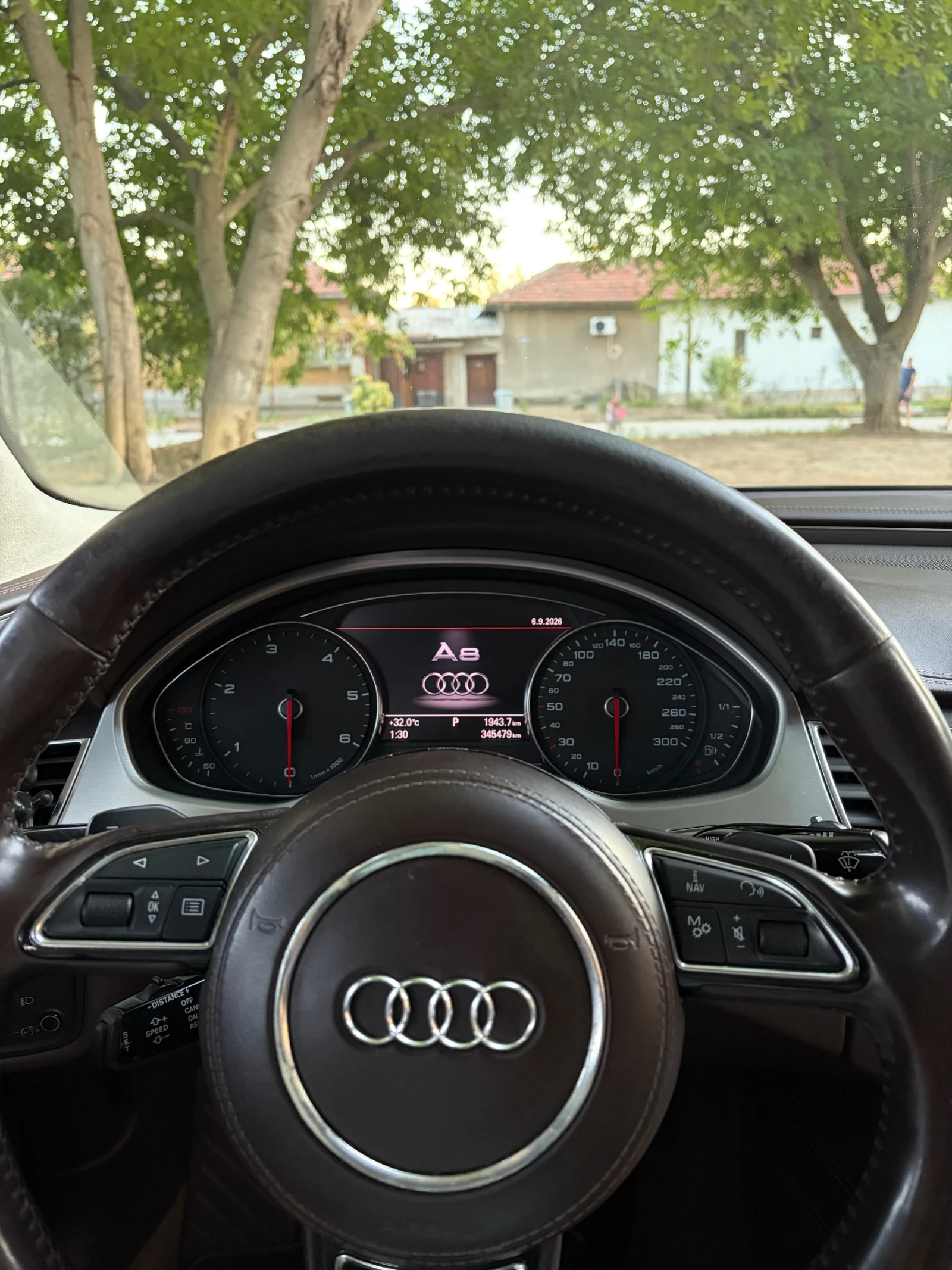 Audi A8 L 4.2 Design Selection/Full Led/Bang and Olufsen, снимка 8 - Автомобили и джипове - 55995979