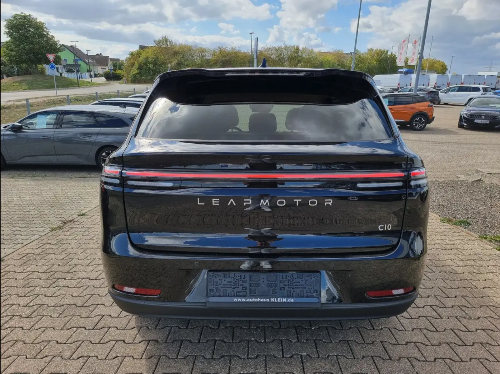 Leapmotor C10 НОВ | DESIGN REEV | 28. 4 kWh | 215 к. с. | FULL, снимка 5 - Автомобили и джипове - 56224125