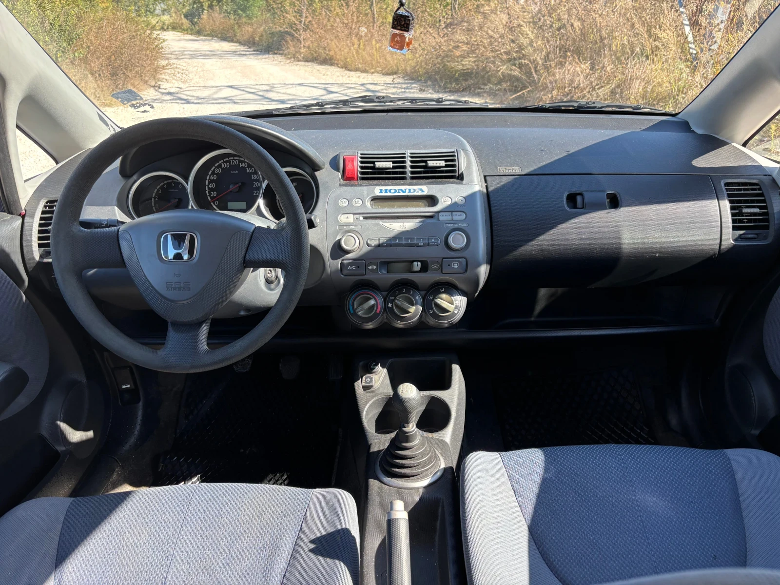 Honda Jazz 1.6, снимка 8 - Автомобили и джипове - 56365559