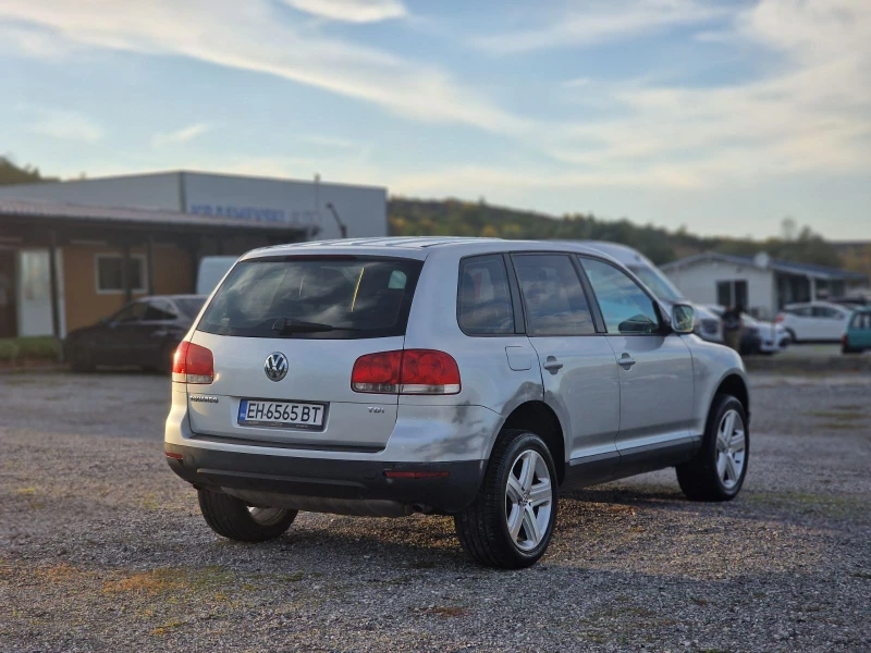 VW Touareg 2.5, снимка 4 - Автомобили и джипове - 47545816