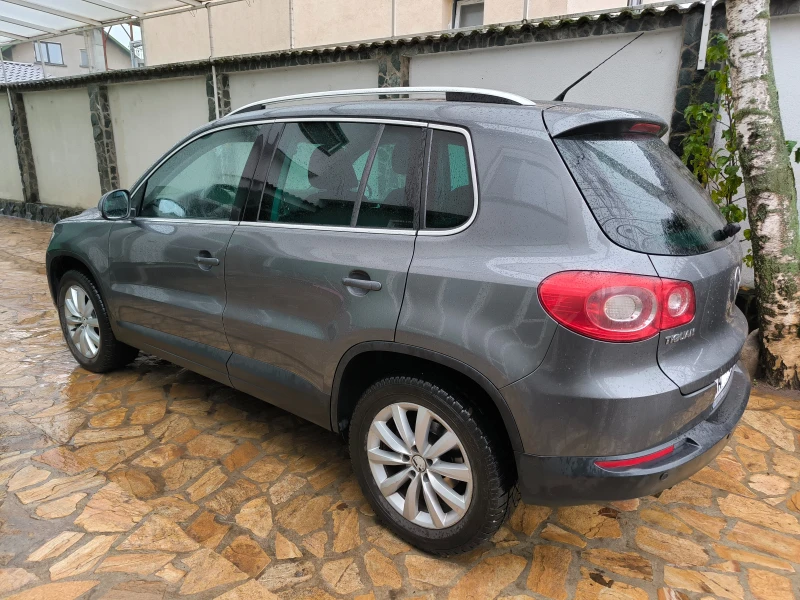 VW Tiguan 2.0 TDI 4 MOTION, снимка 5 - Автомобили и джипове - 48059849